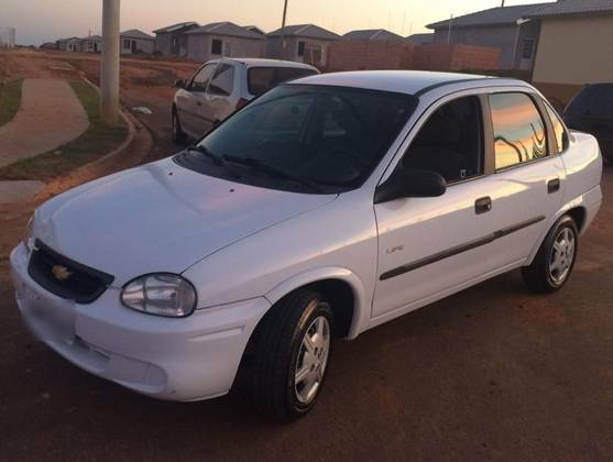 CHEVROLET CLASSIC 1.0 MPFI LIFE 8V FLEX 4P MANUAL